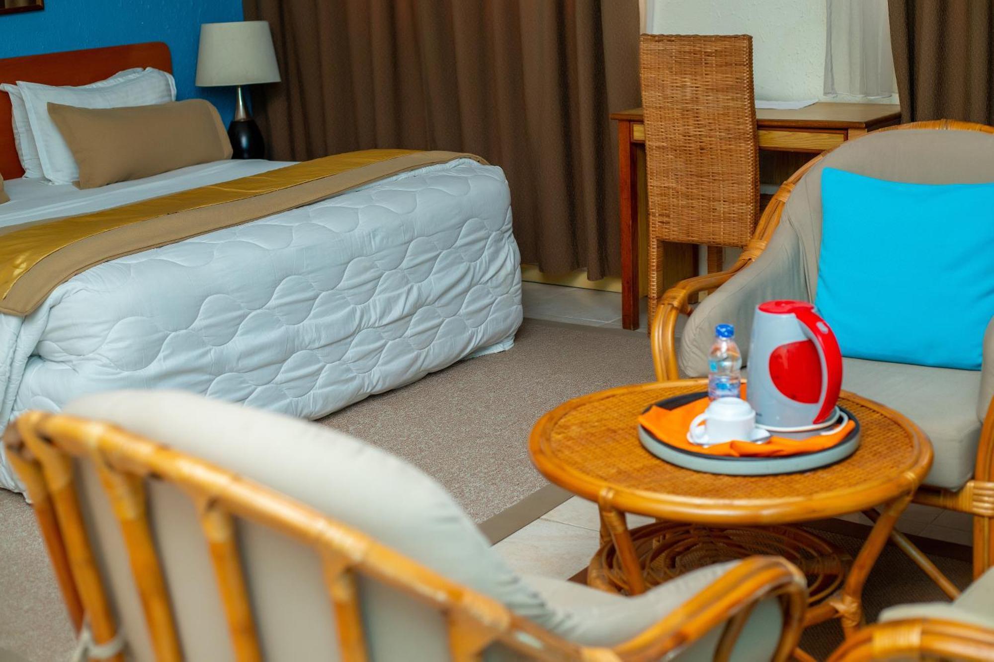 אבידג'אן Hotel Le Marly מראה חיצוני תמונה