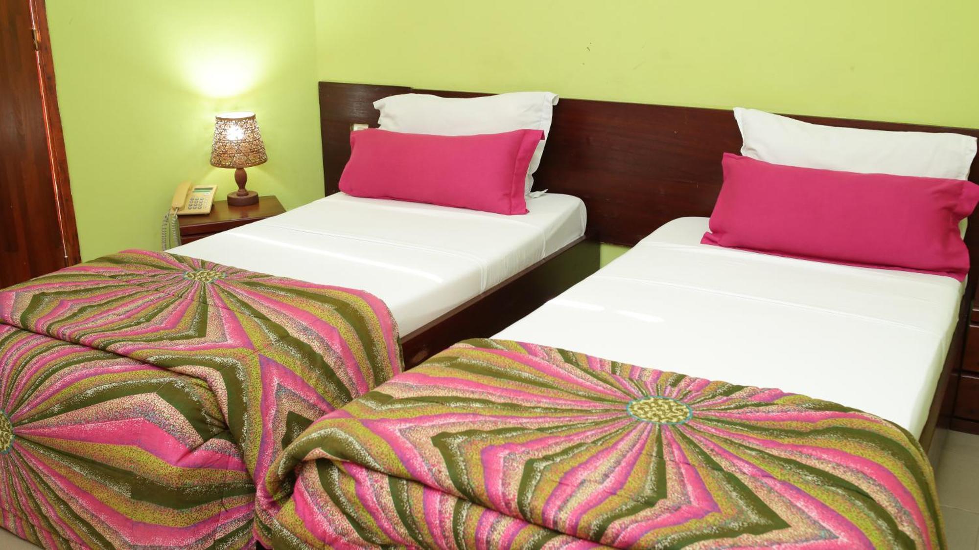 אבידג'אן Hotel Le Marly מראה חיצוני תמונה